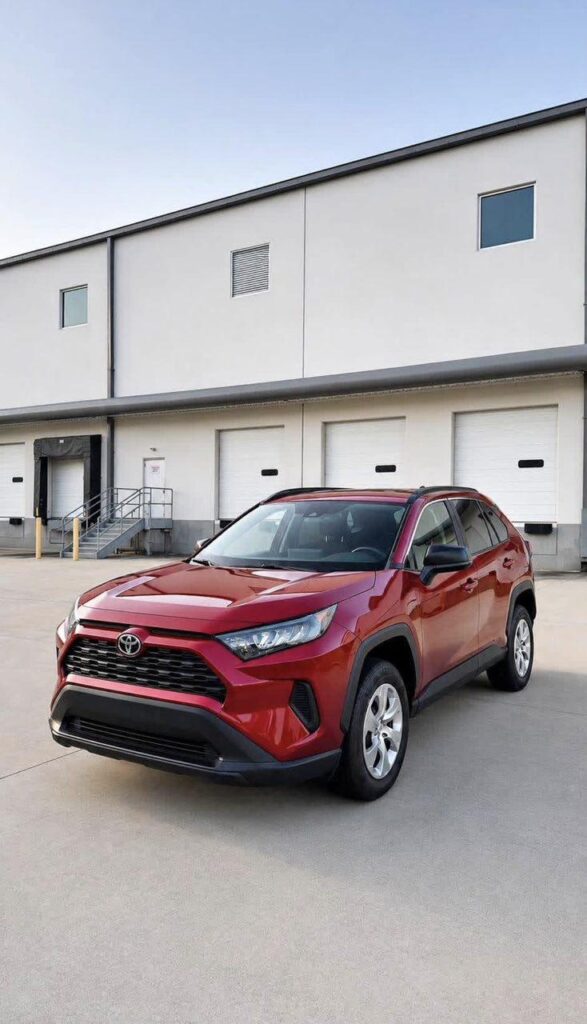 2020 TOYOTA RAV4 LE