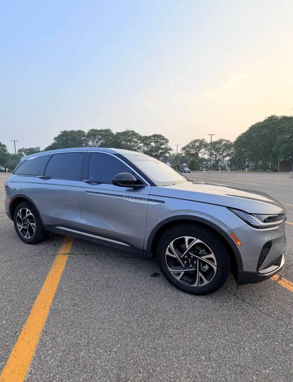 2024 Lincoln Nautilus Premiere Sport Utility 4D - Image 8