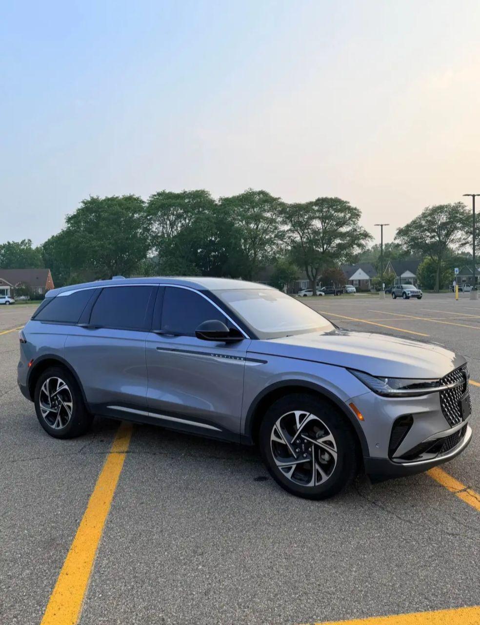 2024 Lincoln Nautilus Premiere Sport Utility 4D - Image 9