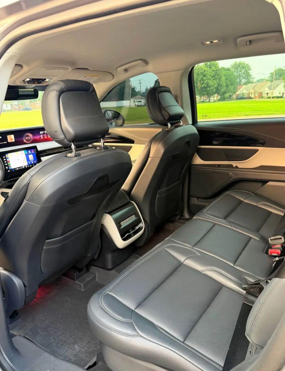 2024 Lincoln Nautilus Premiere Sport Utility 4D - Image 12