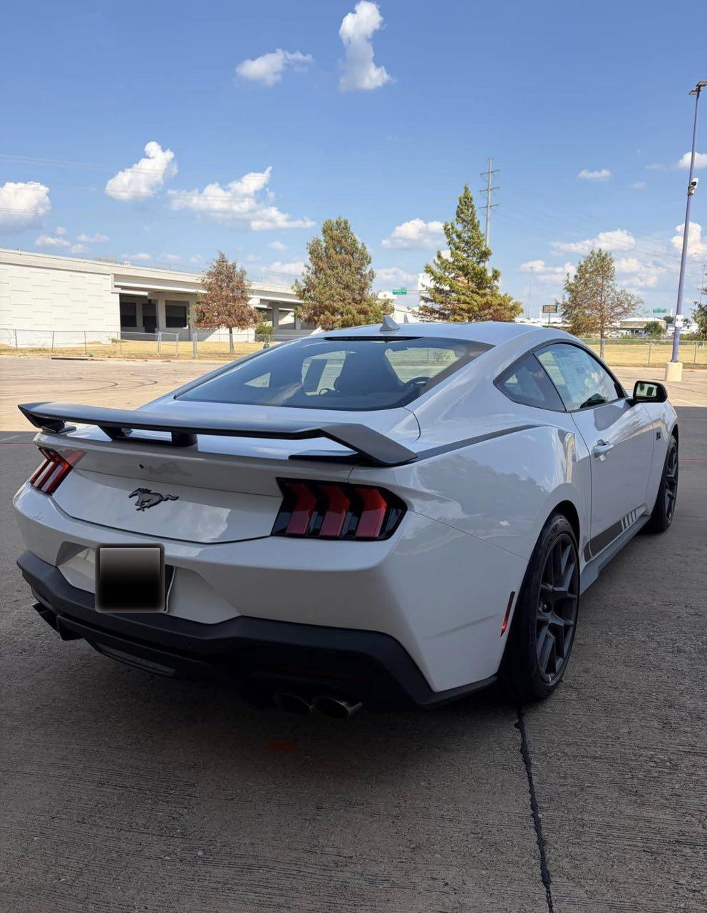 2026 FORD MUSTANG ECOBOOST PREMIUM - Image 7
